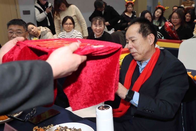 乘风破浪&middot;筑梦远航丨3499拉斯维加斯线路年会盛典点燃2024