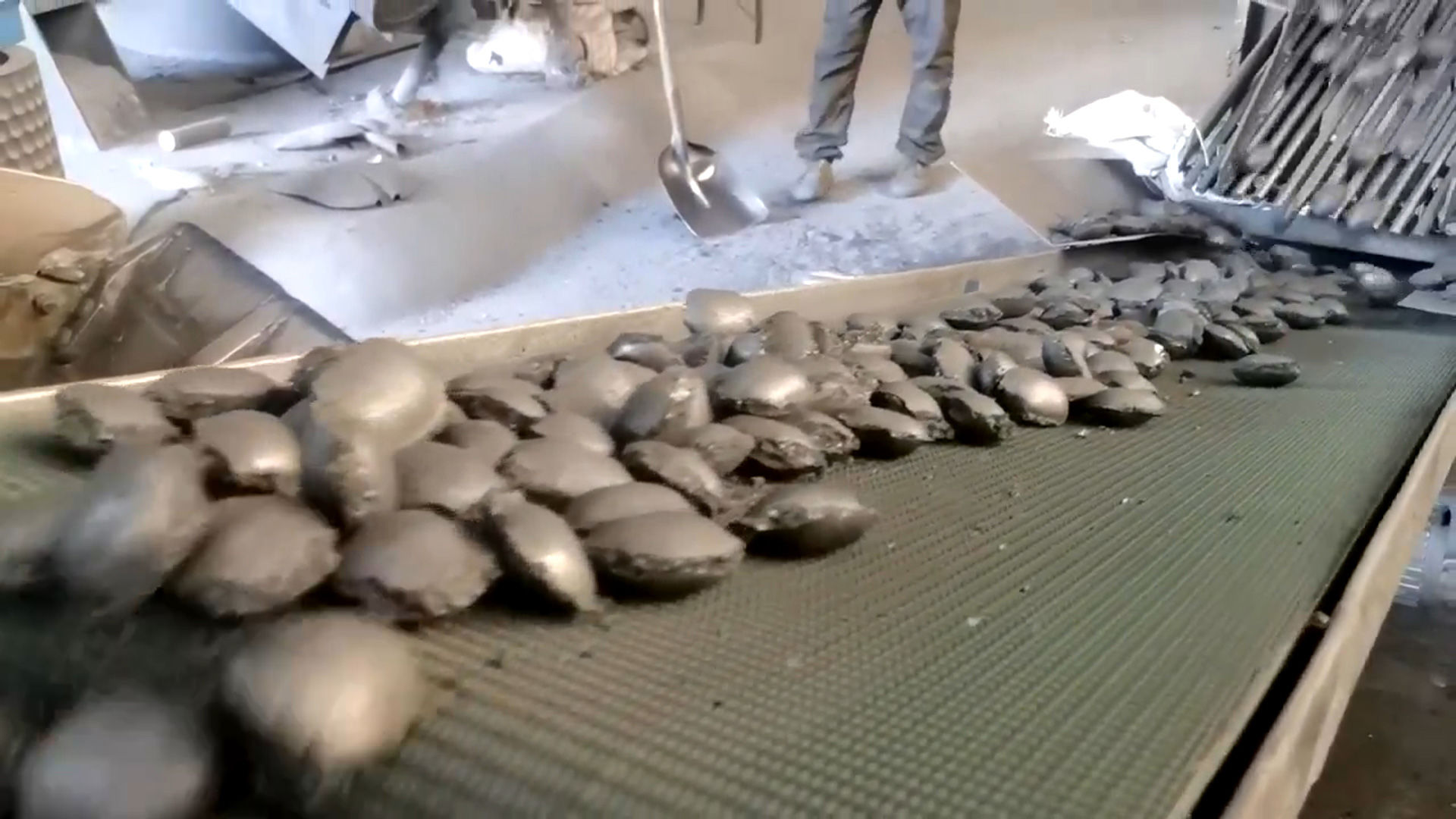 钢厂固废粘合剂的作用及其利用领域是什么？