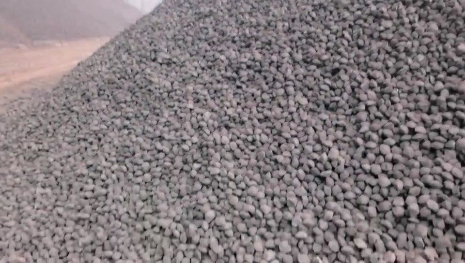 钢厂固废粘合剂若何解决出产中的粘结不牢固问题？