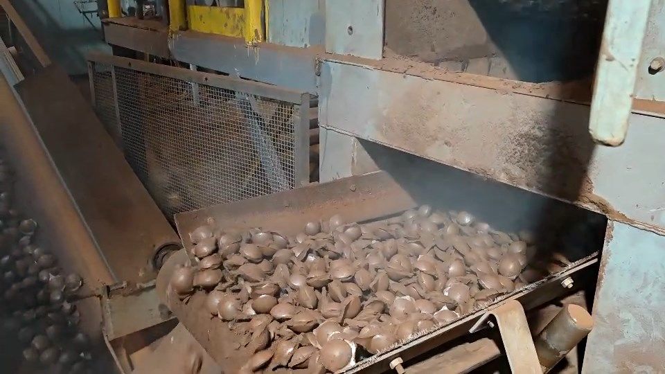 为何要使用冷压技术压球